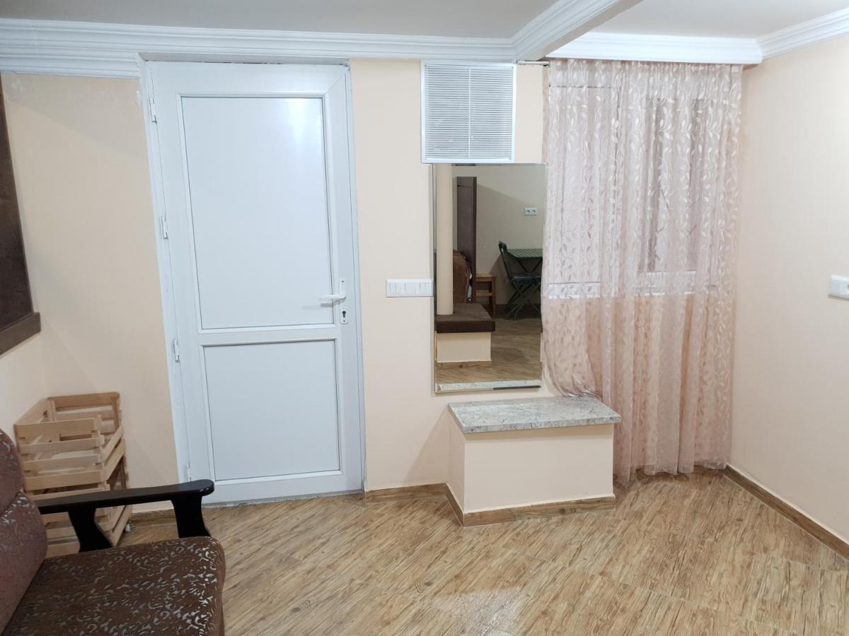 Milky Way Apartment Kutaisi Exterior photo
